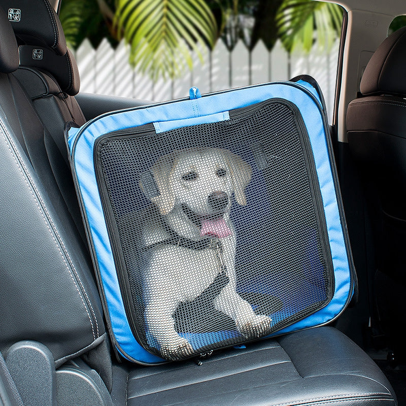 Dog car travel kennel size and feature view
